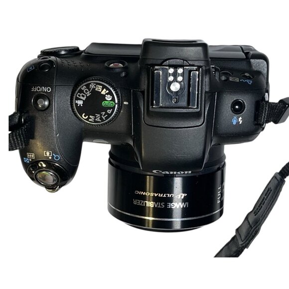 Canon PowerShot SX1IS 10 MP CMOS Digital Camera with 20x Wide Angle Optical - Picture 9 of 16